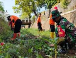 Antisipasi Banjir Kodim 0801/Pacitan Gelar Karya Bakti Aksi Bersih-Bersih Sungai