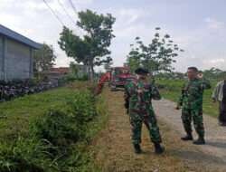 Karya Bakti Pembersihan Saluran Air Kodim Boyolali Gunakan Alat Berat