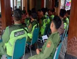 Jelang Pengamanan Nataru, Babinsa Tegalharjo Berikan Pembinaan Kepada Linmas