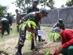Peringati HJK TNI-AD 2023, Kodim Ngawi Laksanakan Karbak Penanaman Pohon dan Pembersihan Lingkungan