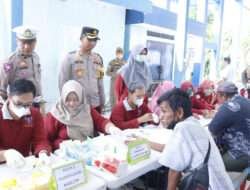 Jelang Nataru, Polres Situbondo Bersama Dishub Tes Urine Sopir dan Cek Kelaikan Kendaraan Umum