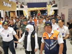Pastikan Nataru Aman, Kapolda Jatim bersama Forkopimda Kunjungi Sejumlah Terminal dan Stasiun