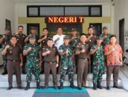 Membangun Sinergi dan Silaturahmi: Kunjungan Dandim 0806/Trenggalek ke Kejaksaan Negeri Trenggalek