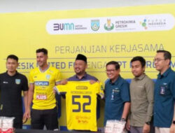 Arungi Babak 12 Besar Liga 2 Musim 2023-2024 Gresik United Dapat Kucuran Dana Sponsorship dari Phonska Plus Petrokimia Gresik