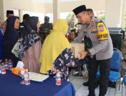 Gelar Jum’at Curhat Polres Pasuruan Salurkan Bantuan Sosial untuk Warga Lemahbang