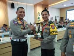 Berhasil Tekan Angka Laka Lantas Polres Bojonegoro Raih Penghargaan dari Kapolda Jatim