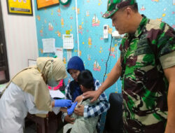 Wujudkan Anak Sehat, Bati Bakti TNI Dampingi Pelaksanaan Imunisasi Bias