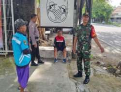 Babinsa Tipes Jalin Silaturahmi dengan Tukang Parkir
