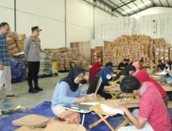 Pastikan Keamanan, Kapolres Gresik Gelar Pengecekan Kantor KPU dan Gudang KPU