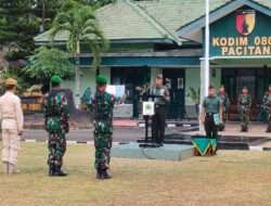 Dandim 0801/Pacitan Pimpin Upacara 17 An, Bacakan Amanat Panglima TNI