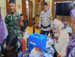 Keren…!!! Babinsa Laweyan Turut Ambil Bagian Dalam Menyukseskan PIN Polio di Wilayah Binaan