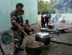 Kodim 1307/Poso Mendirikan Dapur Untuk Memberikan Bantuan Serta Dukungan Kepada Pengungsi Terdampak Banjir