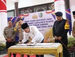 Polda Jatim Terima Hibah Tanah dari Pemkab Sampang Untuk Pembangunan Kompi Brimob