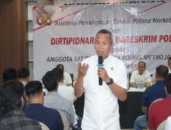 Bareskrim Polri Asistensi Anggota Satresnarkoba Polres Metro Jakarta Barat dalam Menangani Tindak Pidana Narkoba