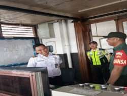 Petugas Pengatur Perjalanan Kereta Api (PPKA) Didatangi Babinsa Purwodiningratan, Ada Apa..??