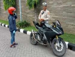 Polsek Simokerto Tindak Motor Knalpot Tidak Sesuai Spesifikasi