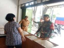 Babinsa Danukusuman Bina dan Motivasi Pelaku UMKM Pedagang Beras