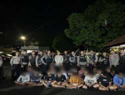 Tim Patroli Perintis Presisi Polres Metro Jakbar Amankan 28 Remaja dan 5 Buah Sajam di Dua Lokasi Berbeda