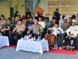 Bakti Sosial dalam Rangka Bulan Bakti TNI-Polri, 300 Paket Sembako Dibagikan Masyarakat