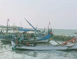 Dampak Anomali Cuaca Barat, Hasil Tangkapan Nelayan Kecil Lamongan Sepi