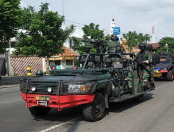 Amankan Pelaksanaan Pemilu 2024, Kodim 0735/Surakarta Bersama Polresta Surakarta Dan Kopassus Gelar Patroli Gabungan