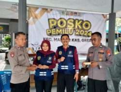 Pam Kes Polres Gresik Cek Kesehatan dan Beri Vitamin Personil Pengamanan Pemilu 2024