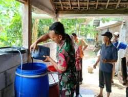Babinsa Sidorejo Dukung Warganya Dalam Pengembangan Pupuk Organik sebagai Pengganti Pupuk Kimia