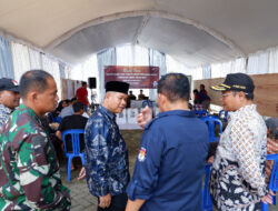 Dandim 0801/Pacitan Bersama Sekda Pacitan Tinjau Rapat Pleno Rekapitulasi Surat Suara Di Tingkat PPK