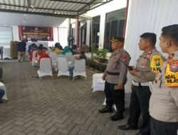 Delapan Belas Personil TNI Polri Amankan Rekapitulasi Suara Pemilu 2024 Di PPK Simokerto