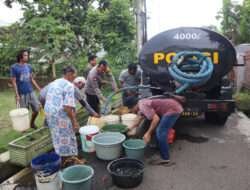 Polres Malang Salurkan Bantuan Air Bersih untuk Warga Dusun Pepen