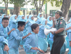 Tumbuhkan Cinta Tanah Air, SDIT Lentera Hati Ponorogo Kunjungi Kodim 0802/Ponorogo