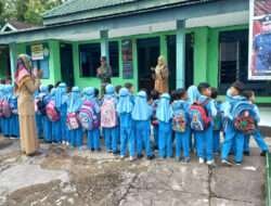 Dekat Dengan Anak-Anak, Koramil 0801/12 Pringkuku, Dikunjungi TK Negeri Pembina Kec. Pringkuku