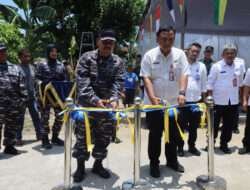 Wadan Lantamal V Resmikan 250 Rumah Tingal Layak Huni Karya Bakti TNI AL Kerjasama Pemprov Jatim