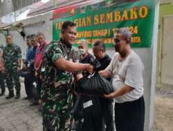 Sasaran Non Fisik TMMD Sengkuyung Tahap I Kodim 0735/Surakarta Bagikan 100 Paket Sembako