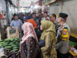 Forkopimda Gresik Sidak Pasar Tradisional dan Modern Awal Ramadan 1445 H