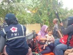 Banjir Belum Surut, Tim Siaga Lanal Batuporon Kembali Evakuasi Korban Banjir