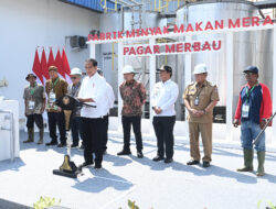 Presiden Joko Widodo Resmikan Pabrik Percontohan Minyak Makan Merah Pertama di Indonesia