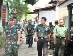 Dandim 0802/Ponorogo Dampingi Kazidam V/Brawijaya Tinjau Perumahan Dinas Kodim 0802/Ponorogo