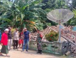 Sinergitas TNI – Polri bersama Pihak Terkait Bantu Korban Gempa Bumi di Sangkapura