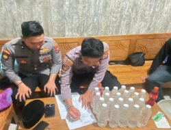 Gelar Operasi Pekat, Polres Situbondo Berhasil Amankan Puluhan Botol Miras