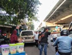 Ramadhan Berkah Komunitas Selatan Keras Menuju Jalur Surga Merayu Tuhan Gelar Acara Bagi Bagi Ta’jil