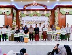 Baznas Gresik Bersama Bupati Gus Yani Santuni 1000 Anak Yatim dan Kirim Doa Gempa Bawean