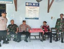 Pastikan Aman, Babinsa Koramil 0801/07 Ngadirojo Monitoring Ibadah Peringatan Wafatnya Isa Almasih