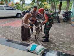 Kompaknya Babinsa dan Bhabinkamtibmas Salamrejo dalam Mendukung Pendistribusian Bantuan Pangan Cadangan Beras Pemerintah
