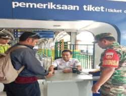 Jelang Arus Mudik Lebaran, Babinsa Purwosari Berikan Edukasi Kamtibmas Kepada Security Dan Staf Stasiun Purwosari