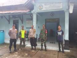 Ibadah Hari Pekan Suci Paskah, Babinsa Koramil 0801/07 Ngadirojo Dan Polsek Lakukan Pengamanan
