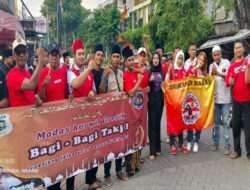 Ketum Srikandi Madas Hadiri Acara Bagi Bagi Takjil Dan Santunan Anak Yatim MADAS DPC Gresik