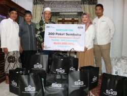 SIG Salurkan 800 paket Sembako Dalam Program Kolaborasi 37 BUMN 2024