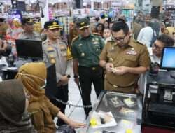 Pastikan Harga Pangan Jelang Lebaran, Forkopimda Kota Mojokerto Sidak Pasar dan Swalayan