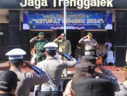 Pastikan Keamanan dan Kenyamanan Selama Mudik: Apel Gelar Pasukan Operasi Ketupat Semeru 2024 di Trenggalek